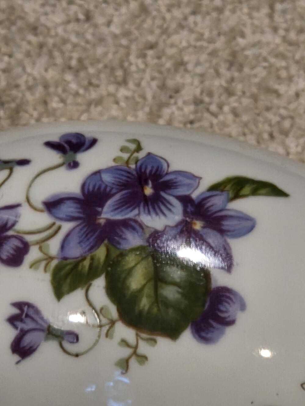 Lefton China Floral Egg Trinket Box with Purple Violets - Picture 2 of 9